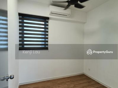 M Vertica, Malaysia M Vertica, Malaysia