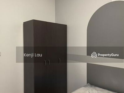 M Vertica, Malaysia M Vertica, Malaysia