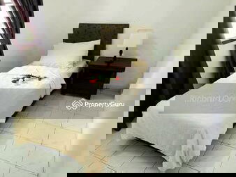 Beverly Row, Malaysia Beverly Row, Malaysia