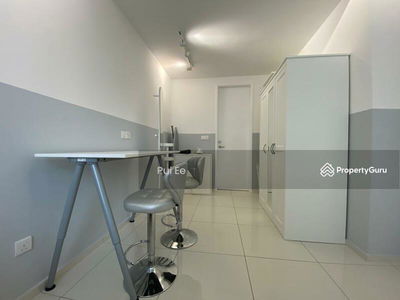 The Robertsons, Malaysia The Robertsons, Malaysia