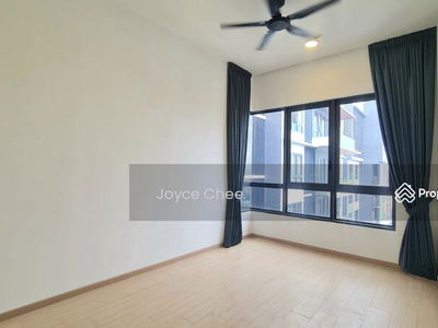 Trinity Pentamont, Malaysia Trinity Pentamont, Malaysia