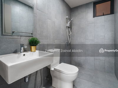 M Vertica, Malaysia M Vertica, Malaysia