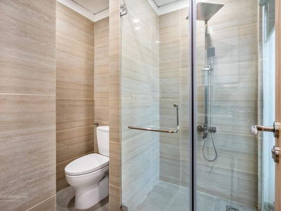 Nguyen Cu Trinh Street, Vietnam  Nguyen Cu Trinh Street, Vietnam