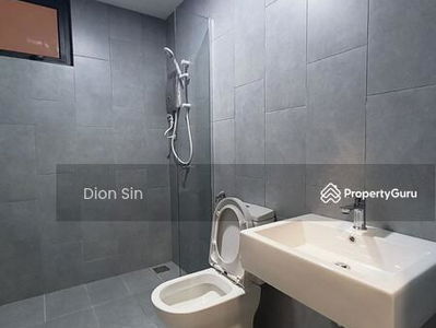 M Vertica, Malaysia M Vertica, Malaysia