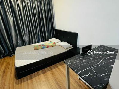 M Vertica, Malaysia M Vertica, Malaysia