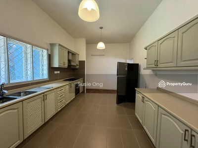 Earls Court, Malaysia Earls Court, Malaysia