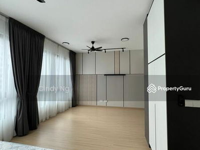 Trinity Pentamont, Malaysia Trinity Pentamont, Malaysia