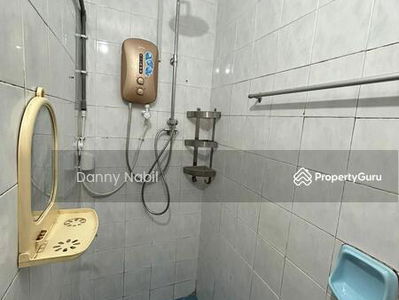 Flat PKNS Seksyen 7 Shah Alam, Malaysia Flat PKNS Seksyen 7 Shah Alam, Malaysia