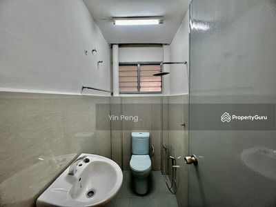 Facing park - well kept condition, Malaysia Facing park - well kept condition, Malaysia