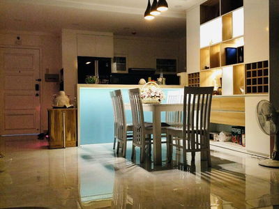 Hoang Anh Thanh Binh, Vietnam Hoang Anh Thanh Binh, Vietnam