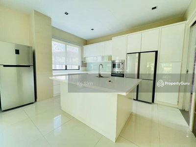 Beethoven, Symphony Hills, Cyberjaya, Malaysia Beethoven, Symphony Hills, Cyberjaya, Malaysia