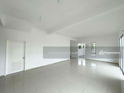 Tiara Sendayan, Malaysia Tiara Sendayan, Malaysia