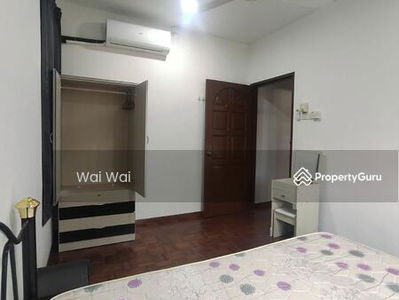 Air Putih Kuantan, Malaysia Air Putih Kuantan, Malaysia