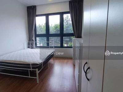 M Vertica, Malaysia M Vertica, Malaysia