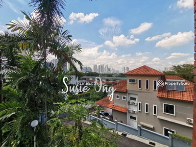 Earls Court, Malaysia Earls Court, Malaysia