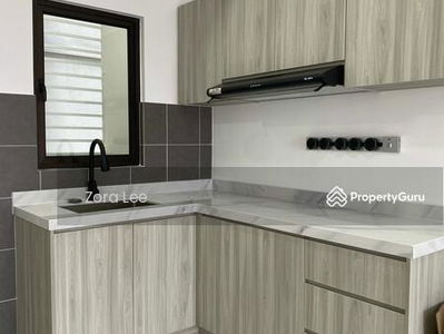 THE NETIZEN @ BANDAR TUN HUSSEIN ONN, Malaysia THE NETIZEN @ BANDAR TUN HUSSEIN ONN, Malaysia