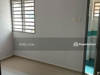 Puteri 12, Malaysia Puteri 12, Malaysia