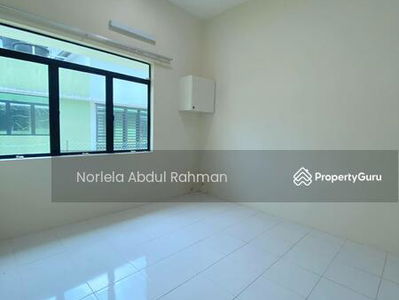 Taman Dataran abadi, Sepang, Malaysia Taman Dataran abadi, Sepang, Malaysia