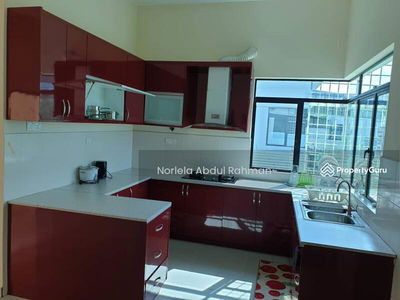 Taman Dataran abadi, Sepang, Malaysia Taman Dataran abadi, Sepang, Malaysia