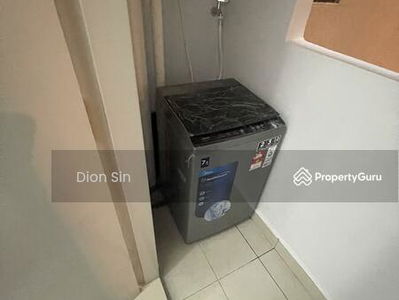 M Vertica, Malaysia M Vertica, Malaysia