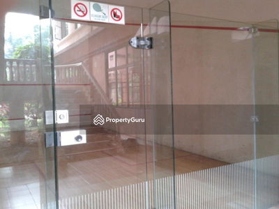 Tiara Faber, Malaysia Tiara Faber, Malaysia