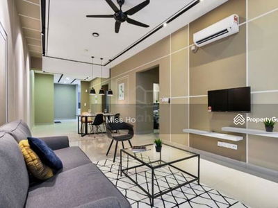 Armani, Malaysia Armani, Malaysia