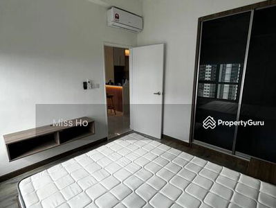 Armani, Malaysia Armani, Malaysia