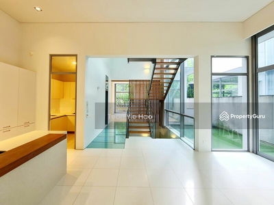 The Edge of U-Thant, Malaysia The Edge of U-Thant, Malaysia