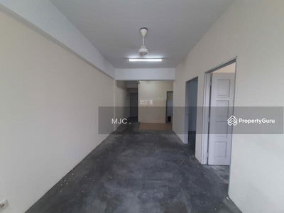 Pangsapuri Blok K (Phasa 8) @ Taman Bukit Mewah, Kajang, Malaysia Pangsapuri Blok K (Phasa 8) @ Taman Bukit Mewah, Kajang, Malaysia