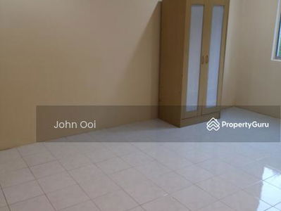 Forest Green, Malaysia Forest Green, Malaysia