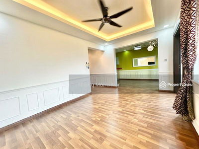 Armani, Malaysia Armani, Malaysia