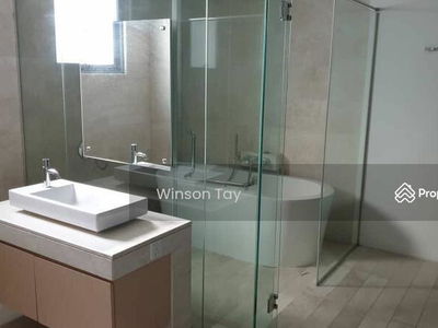 Amarin Wickham, Malaysia Amarin Wickham, Malaysia