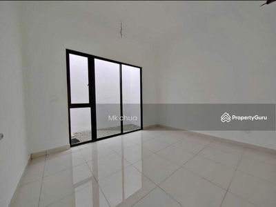 Jovita, Malaysia Jovita, Malaysia