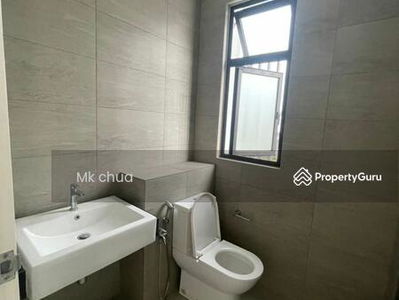 Jovita, Malaysia Jovita, Malaysia