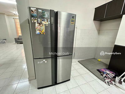 Jalan Cendrawasih@Bandar Putra, Malaysia Jalan Cendrawasih@Bandar Putra, Malaysia