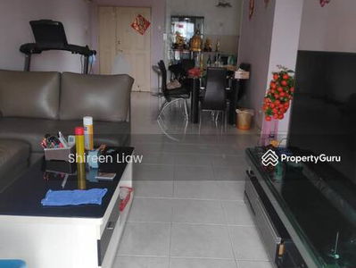 Koi Tropika, Malaysia Koi Tropika, Malaysia