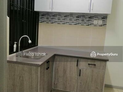 Mayang Sari @ Saujana Perdana, Malaysia Mayang Sari @ Saujana Perdana, Malaysia