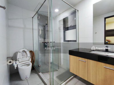 Molek Pine, Malaysia Molek Pine, Malaysia