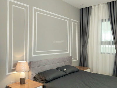 Topaz Twins, Vietnam Topaz Twins, Vietnam