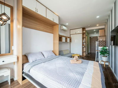 River Gate, Vietnam River Gate, Vietnam