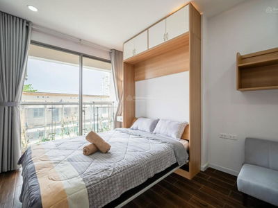 River Gate, Vietnam River Gate, Vietnam