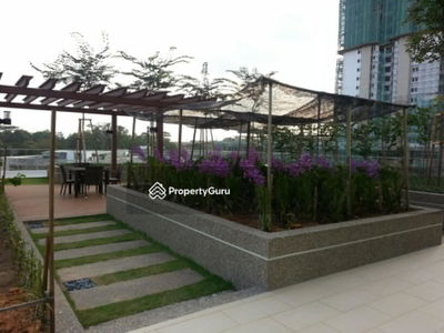 Molek Pine 3, Malaysia Molek Pine 3, Malaysia