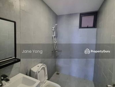 M Vertica, Malaysia M Vertica, Malaysia