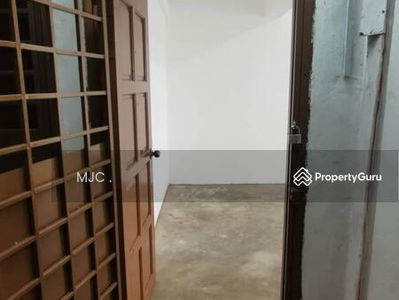 Corner 2nd floor Shop Apartment RM 550 @ Taman Sentosa , Klang, Malaysia Corner 2nd floor Shop Apartment RM 550 @ Taman Sentosa , Klang, Malaysia