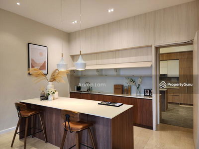 18 Madge, Malaysia 18 Madge, Malaysia