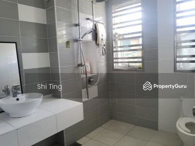 Nusa Duta, Malaysia Nusa Duta, Malaysia