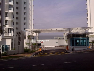 3 Residents, Malaysia 3 Residents, Malaysia