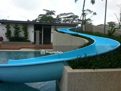 Molek Pine 3, Malaysia Molek Pine 3, Malaysia