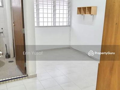 Taman Kosas Ampang Double Storey Corner, Malaysia Taman Kosas Ampang Double Storey Corner, Malaysia