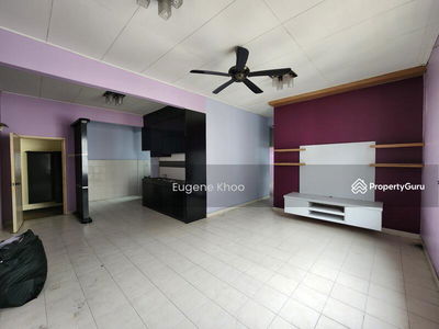 Pangsapuri Sri Mas (Desa Tebrau), Malaysia Pangsapuri Sri Mas (Desa Tebrau), Malaysia